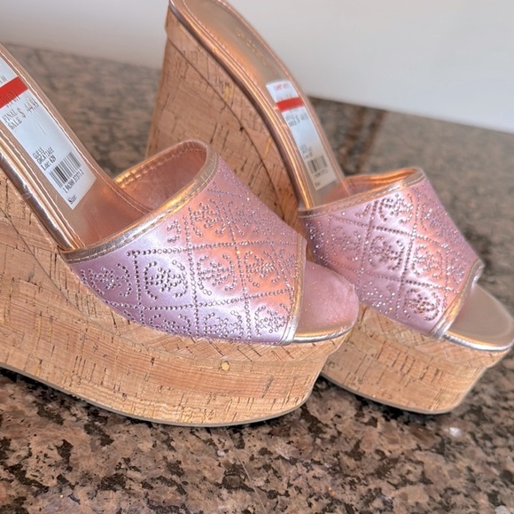 Guess Pink cork Wedge Sandals NWT - Picture 3 of 13